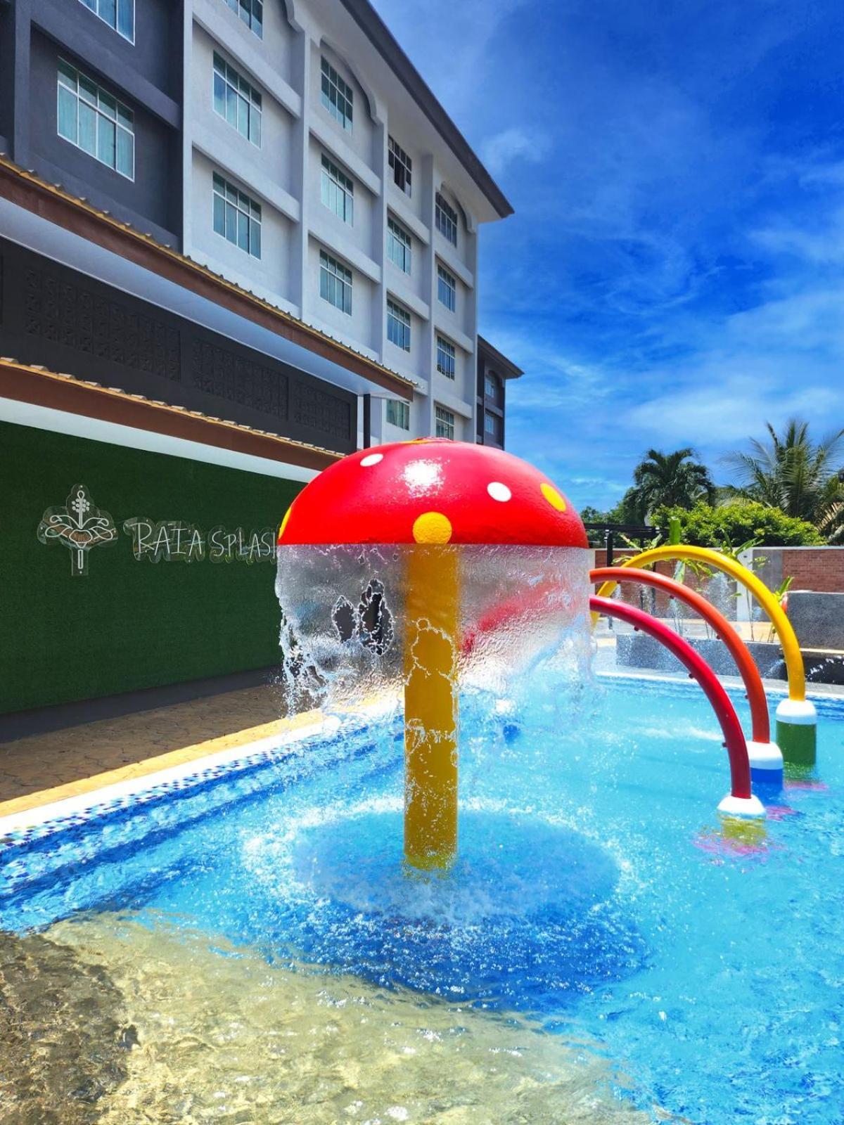 Raia Penang Hotel 3*